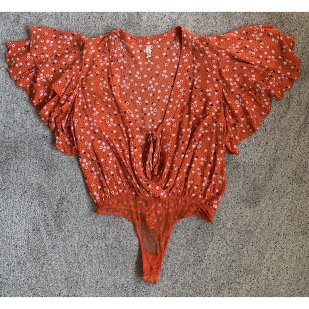 Intimately Free People Women's Orange Floral Flutter Sleeve Bodysuit SMALL SP